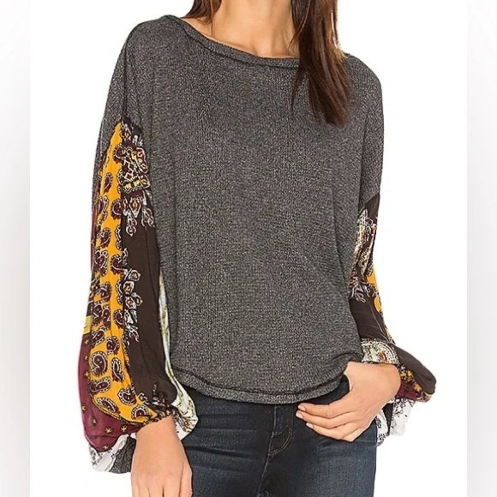 We The Free thermal top with floral oversized sleeves woman’s medium